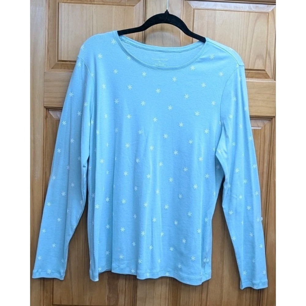 Christopher & Banks Women's XL T Shirt Baby Blue Snowflakes Top Christmas